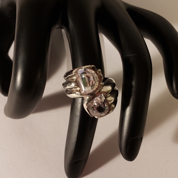 Vintage 1970s Trendy Style CZ Sterling Silver Ring - Picture 1 of 8